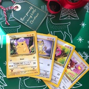 Vintage 90’s Pokémon trading cards 25 pack